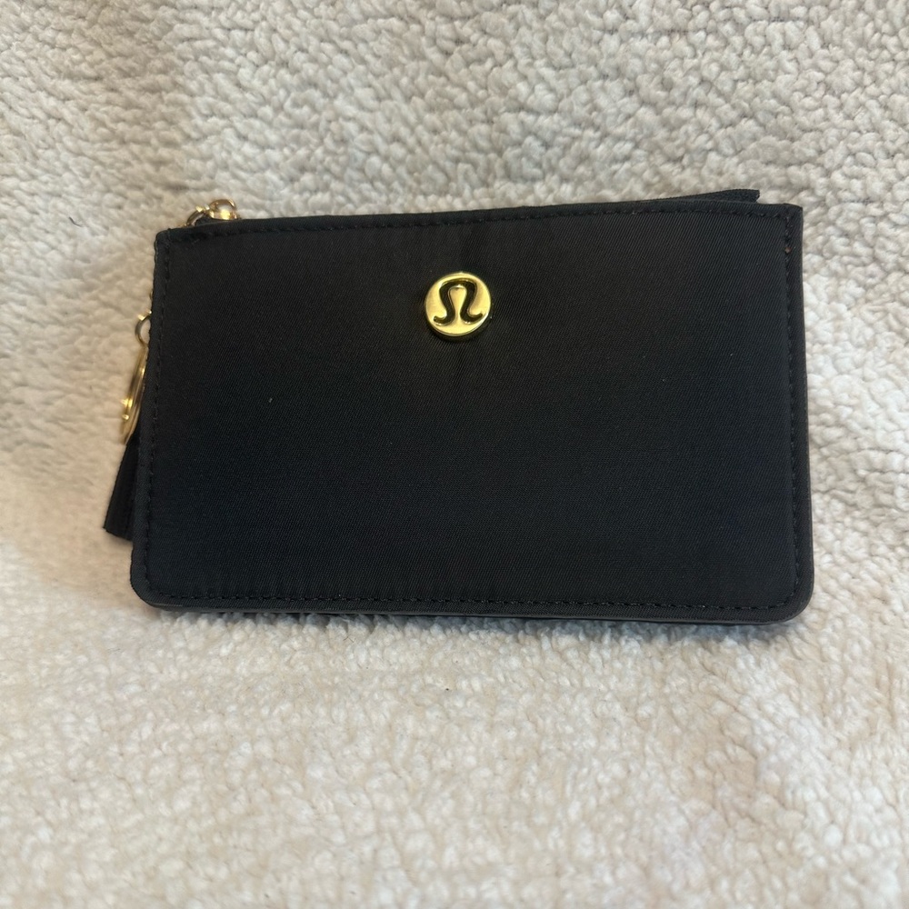 New Fashion Inspired Item (Wallet)